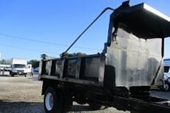 Dump Truck With Pintle Hook
